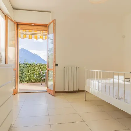 Varenna Paradise 1 *